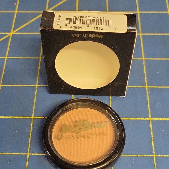 Joe Blasco Cosmetics Dry Blush 2g New Adobe - Picture 1 of 3